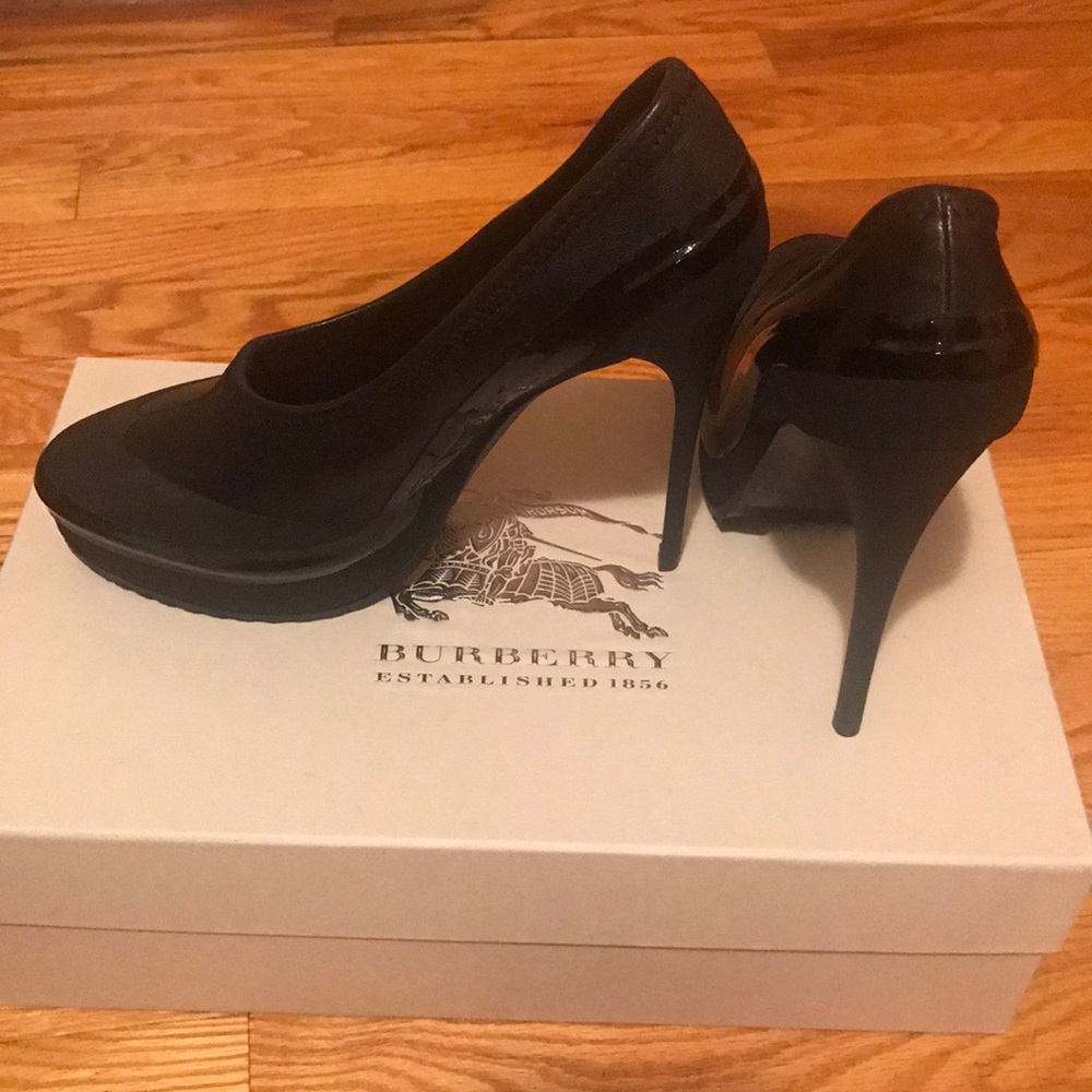 Burberry shoes